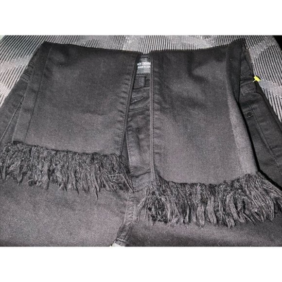Just Black Denim Black Fringe Hem Skinny Jeans Size 27 Mid Rise Stretch Denim - Picture 10 of 10